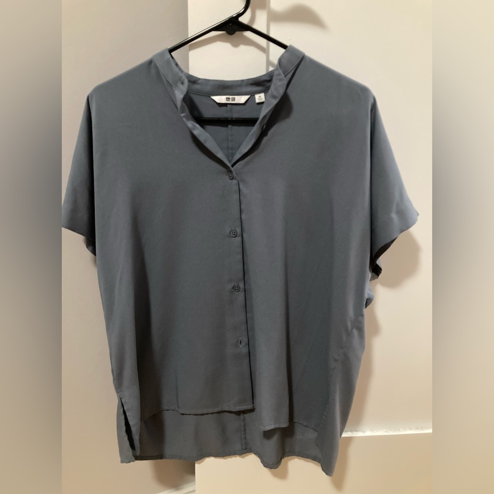Uniqlo Button Down Short Sleeve Blouse Grey